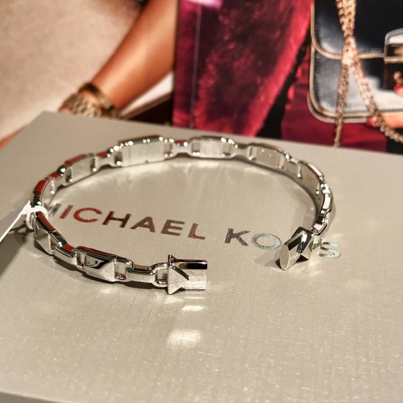 🎁 NWT! $225 MICHAEL KORS Mercer Link Silver Cuff - Picture 6 of 8